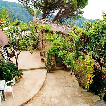 Chez Il Pino Vista Mare 韦尔纳扎
